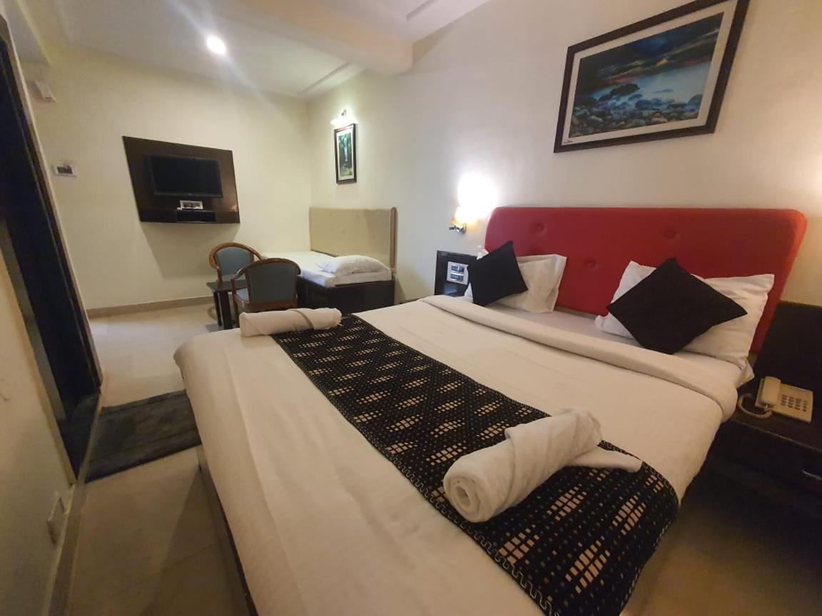 Hotel O Silver Leaf Panchgani Exteriör bild