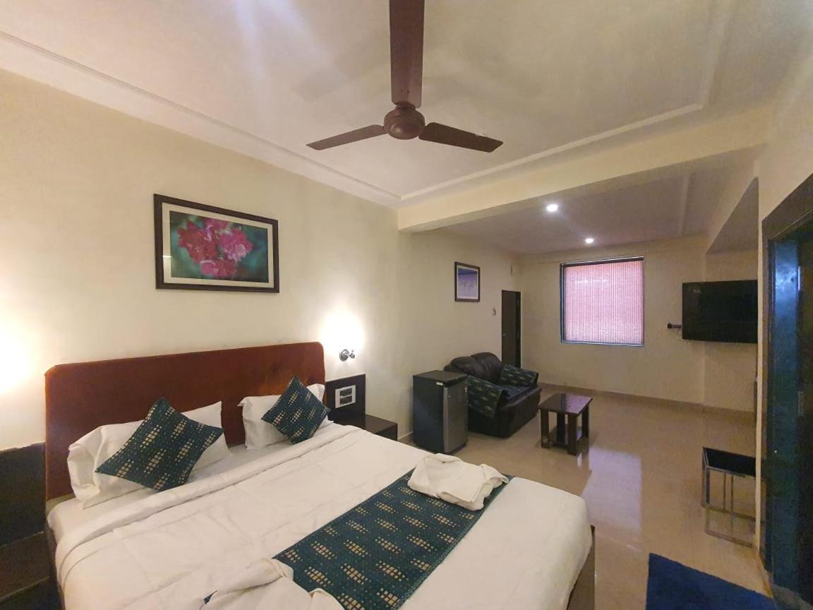 Hotel O Silver Leaf Panchgani Exteriör bild