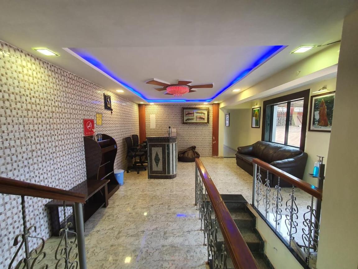 Hotel O Silver Leaf Panchgani Exteriör bild